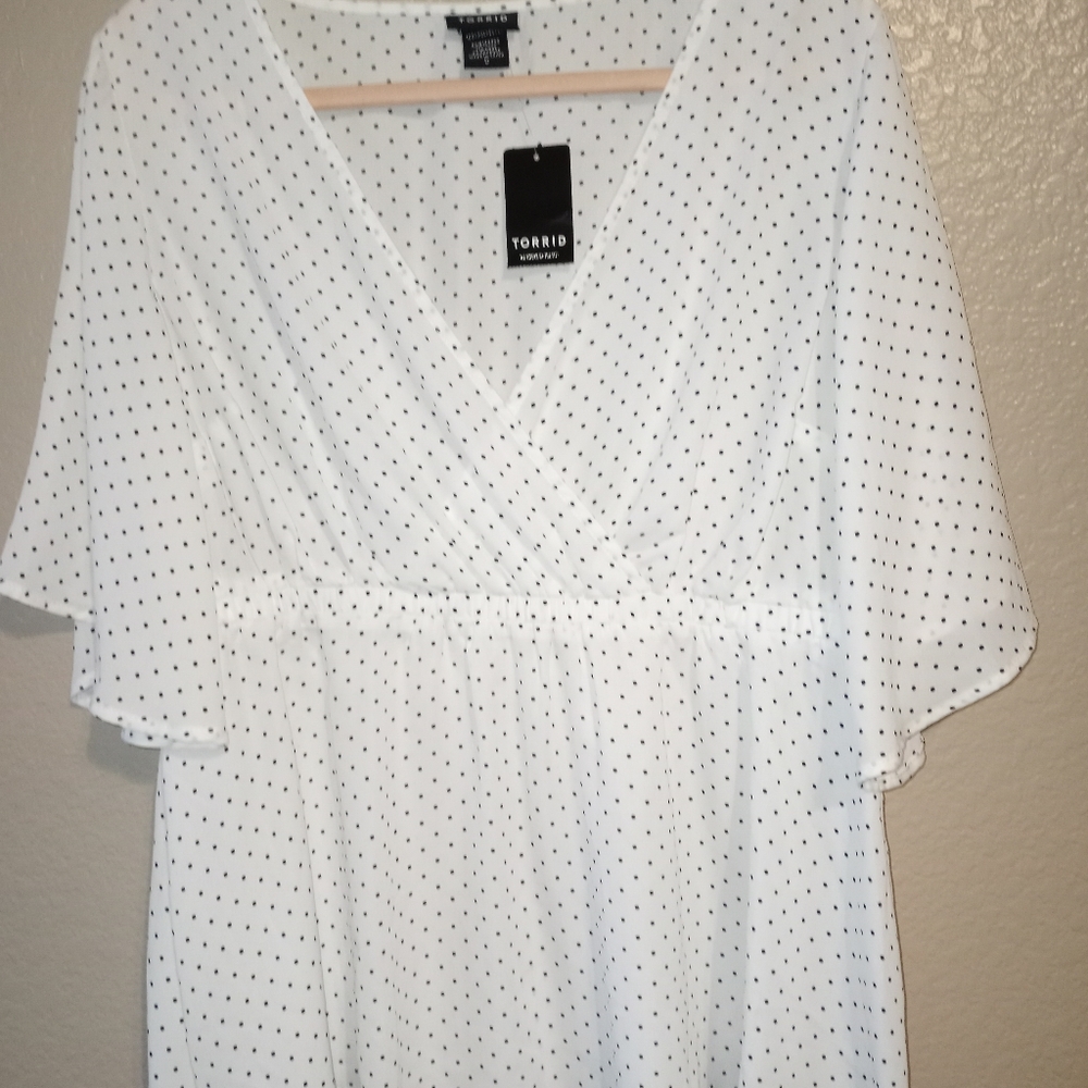Torrid sheer polka-dot baby doll top size 0 NWT